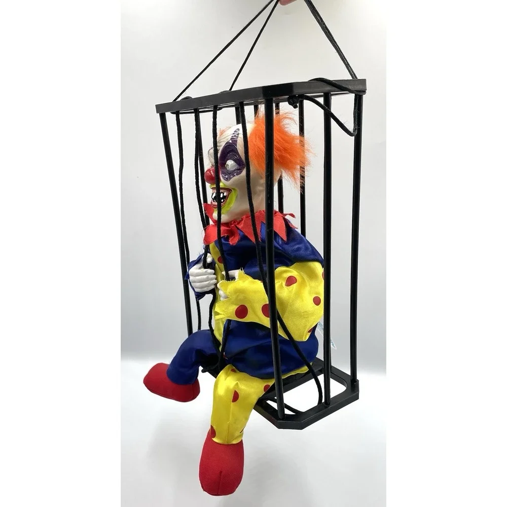 2009 Hug & Luv Animated Talking Clown In Cage Motion Sensor Halloween 10.5